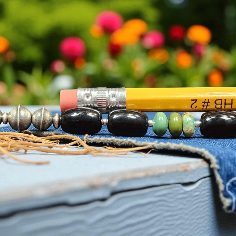 Native American Turquoise and Black Onyx Necklace - Picture 3 of 8